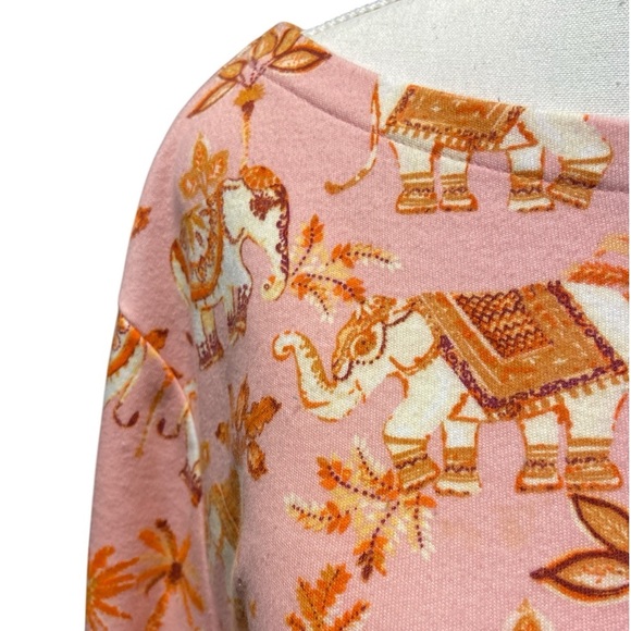 Karen o Scott boatneck style top. Elephant print - Picture 3 of 6